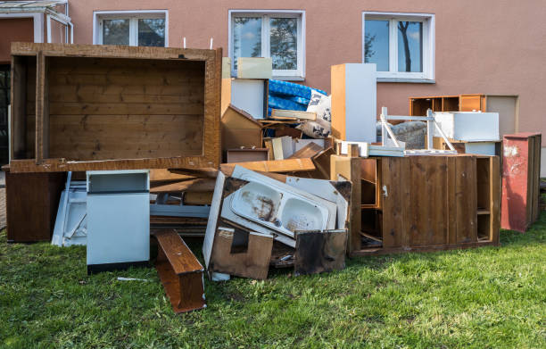 Best Yard Cleanup Services  in Beaverton, MI